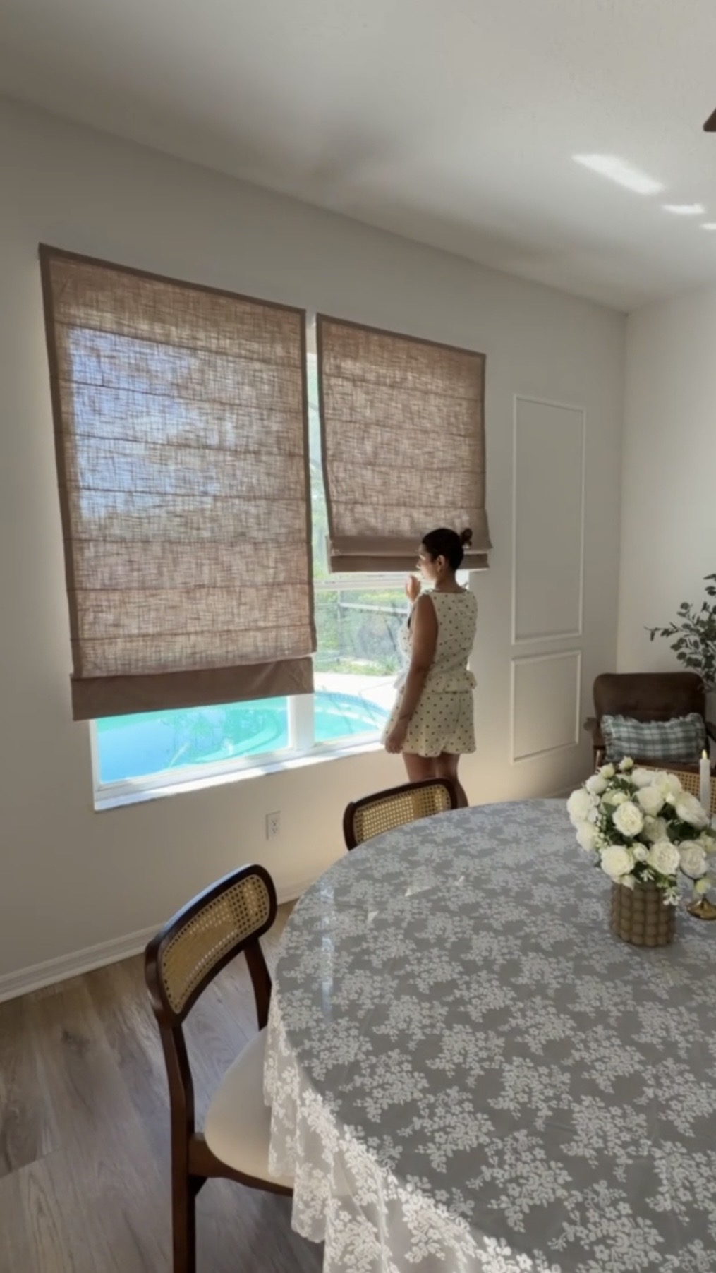 Luxdrape Roman Shade